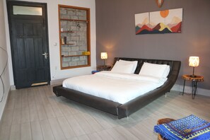 Deluxe Room | 1 bedroom, bed sheets - Frontier Tower Hotel (Swat)
