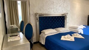 Classic Triple Room - Arena Easy Suites Guesthouse (Verona)