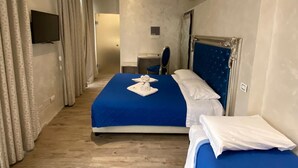 Classic Triple Room - Arena Easy Suites Guesthouse (Verona)