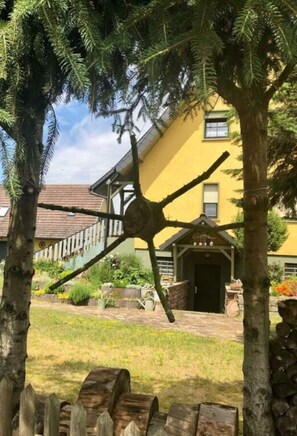 Exterior - "little America" Modern Retreat (Storkow)