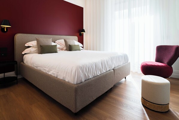 Superior Room, 1 Double Bed, Balcony, City View | Minibar, soundproofing, free WiFi - Ciao Marina (Naples)