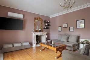 Superior House, Mountain View | Living area