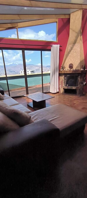 Comfort Apartment, 2 Bedrooms, Terrace, Mountain View | Terrace/patio - Caserita Apart (La Paz)