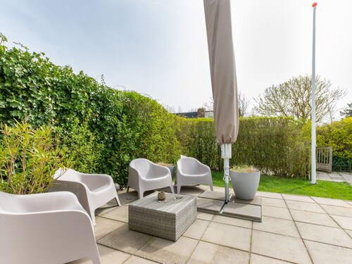 Holiday Home in Nieuwvliet Near the Beach