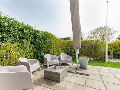 Holiday Home in Nieuwvliet Near the Beach