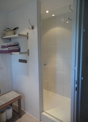 Apartment | Badezimmer | Handtücher