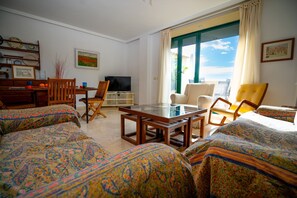 TV - Sunstay Cosy Flat III Benalmadena Golf (Benalmádena)