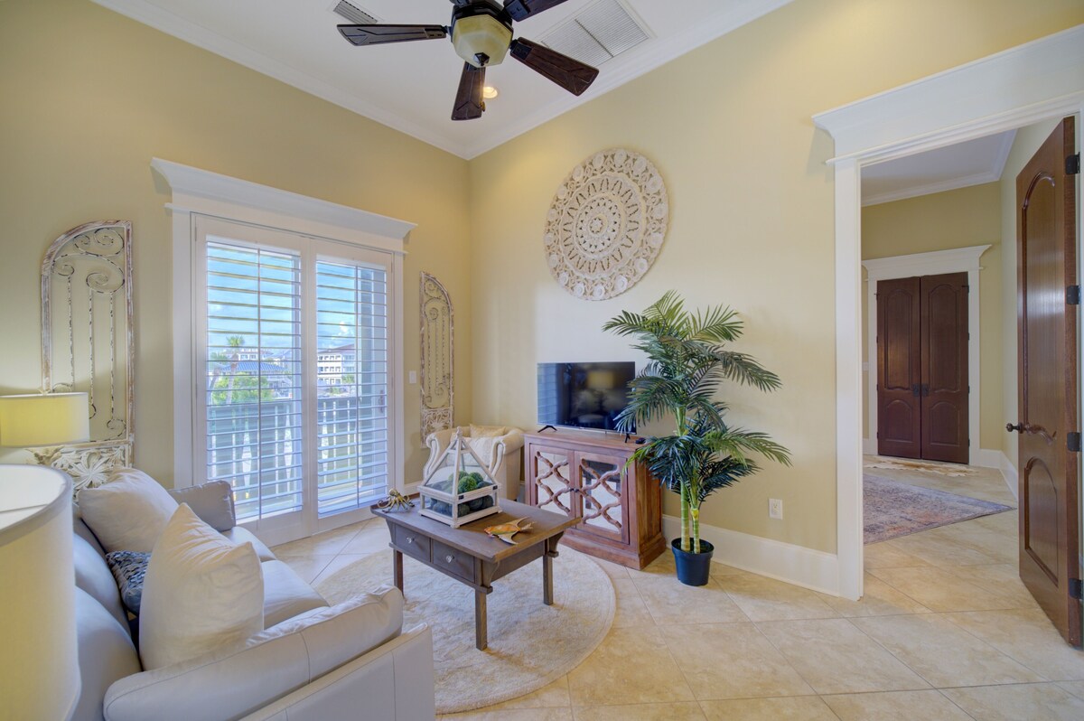 Photo 7 of Waterfront Home w/ Pool, Boat Slip & Private Beach Access – Holiday Isle