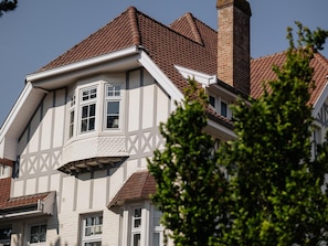 Apartment | Exterior - James Ensor 0102 South-facing Corner Apartment (De Haan)