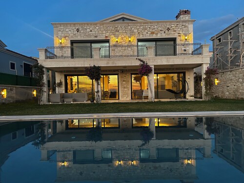 Villa Sunset Cesme for 10-12 persons Alacati Cesme center 10 min