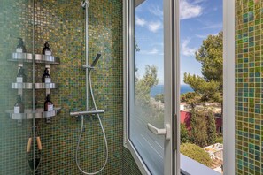 Towels - Villa Verde - Modern 5 bedroom villa in Begur (Begur)
