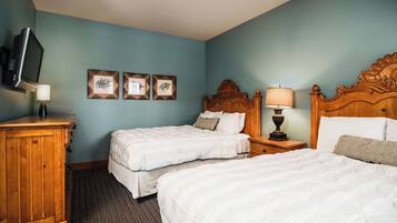 2 chambres, bureau, fer et planche Ă repasser, lit parapluie