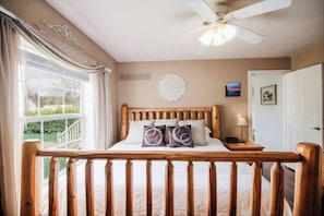 3 bedrooms, iron/ironing board, travel cot, free WiFi