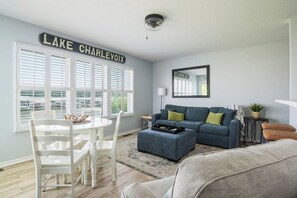 TV, fireplace, offices - Harborage Pointe Waterfront (East Jordan)
