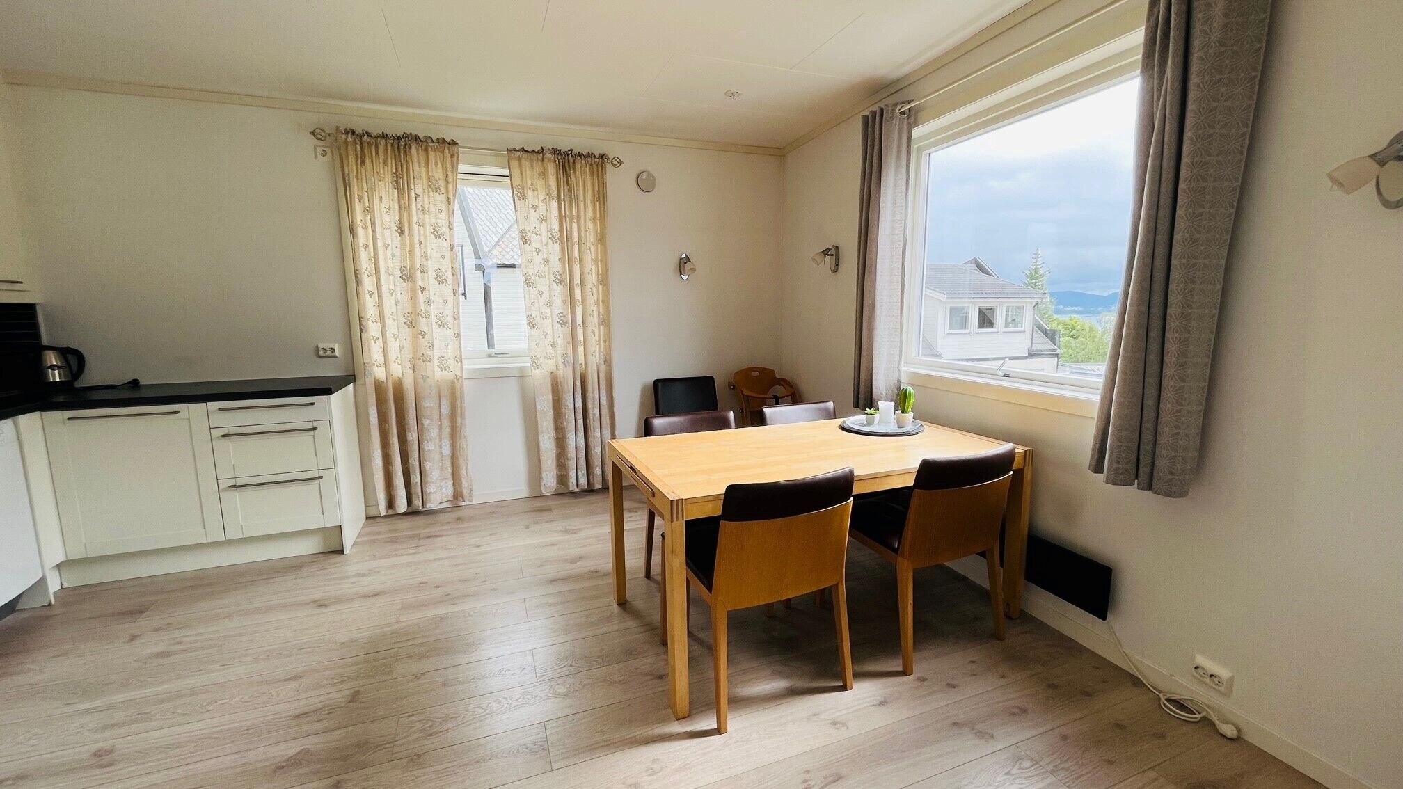 Appartement Standard, balcon, vue partielle sur la mer | Cuisine privée