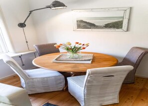 House | Dining - Modern Comforts of This Home in Paesens (Paesens)