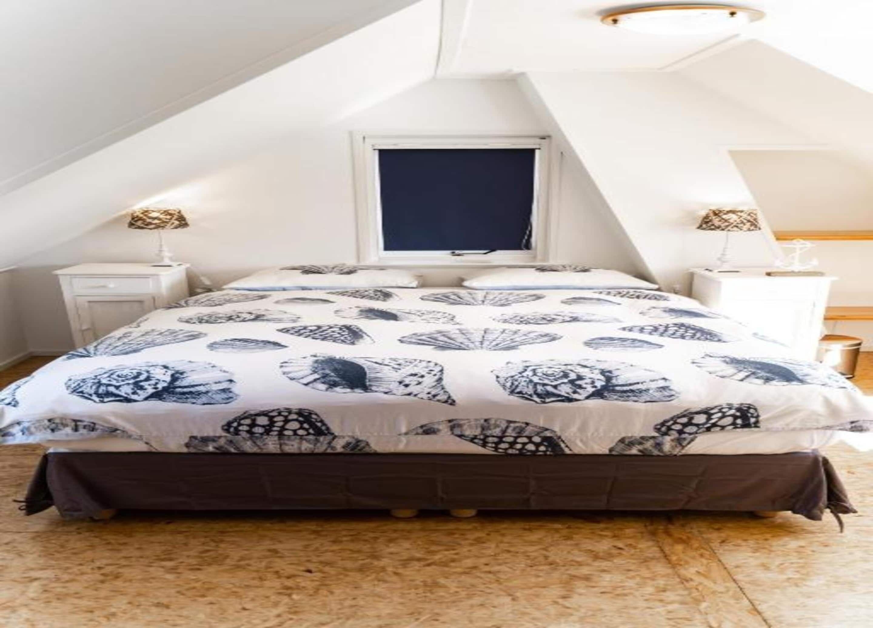 Casa | 2 habitaciones, muebles diferentes y ropa de cama 