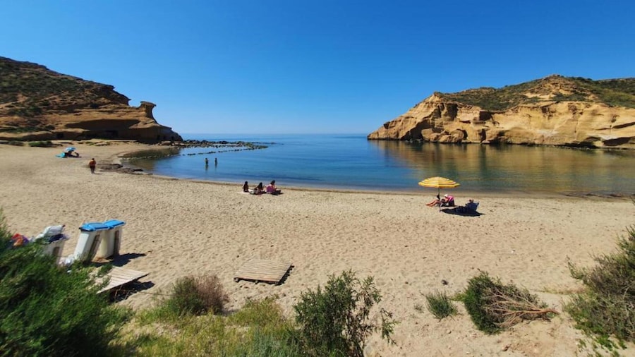 Apartment Near Beach With Pools in Spain