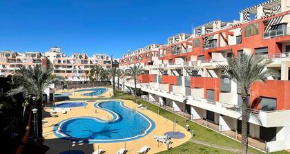 Apartment Near Beach With Pools in Spain