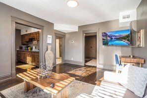 Smart TV, offices