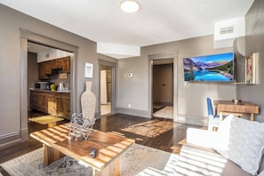 Smart TV, offices