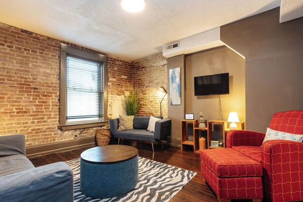 スマートテレビ、書斎 / ワークスペース