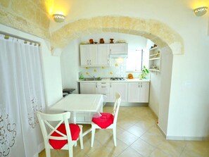 House | Private kitchen - Villa in Ostuni's White City (Ostuni)
