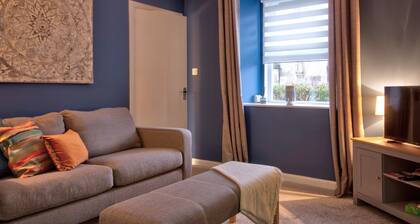 A 2-bedroom cosy cottage based at the heart of the rural village of Brora.