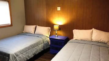 3 bedrooms, desk, free WiFi, bed sheets