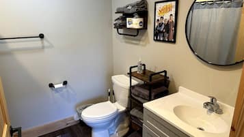 Hair dryer, towels