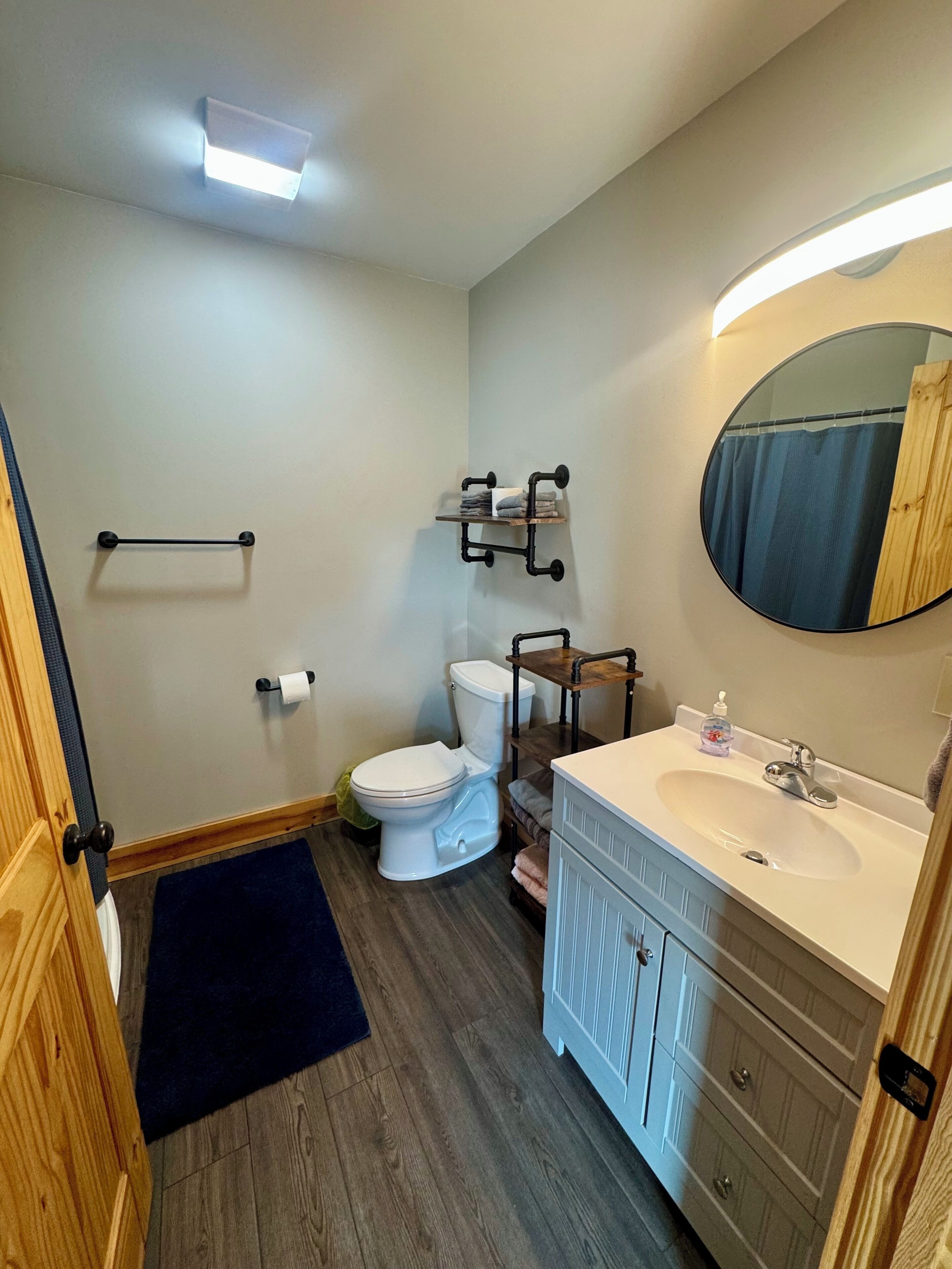 Hårføner og håndklær