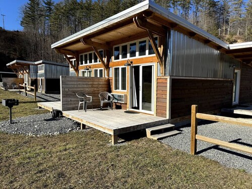 ATV TrailCamp: Harris's Hut-- Just seconds from the HMT Pocahontas Trailhead!