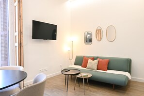 TV