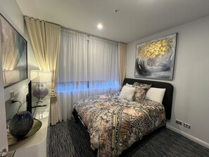 2 dormitorios, tabla de planchar con plancha, wifi y ropa de cama