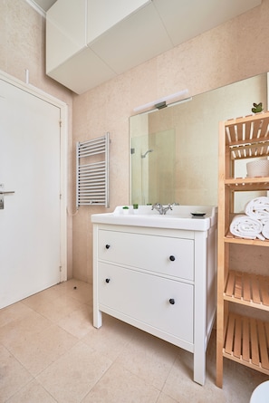 Apartment | Badezimmer