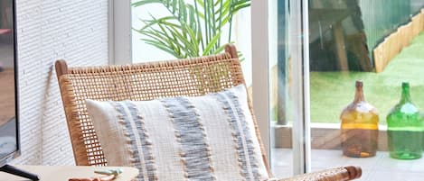 Apartment, 3 Bedrooms | Living room