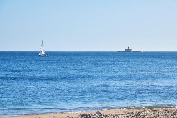 Infinite Ocean View W Free Parking, By Timecooler - Oeiras