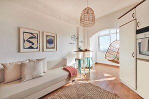Apartment, 1 Bedroom | Living room - Infinite Ocean View W Free Parking, By Timecooler (Oeiras)