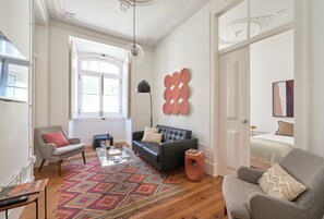 Interior - Sunny Pink Street Historical Apt, By Timecooler (Lisbon)