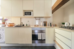 Apartment | Private kitchen