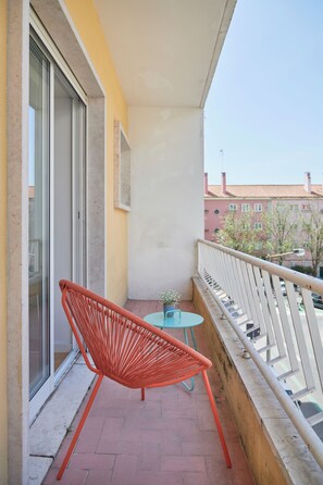 Apartamento, 2 quartos | Sacada