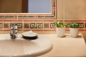 Apartment, 2 Bedrooms | Bathroom | Towels - Lightful Refuge On The River Front, By Timecooler (Alcacer do Sal)