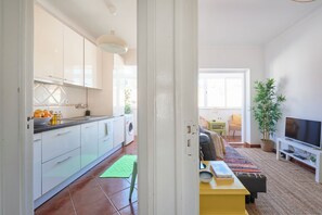 Apartment, 2 Bedrooms | Private kitchen | Fridge, microwave, oven, stovetop - Central & Sunny 2Br Apt Near Beach, By Timecooler (Setubal)