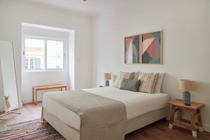 Apartamento, 4 quartos | 4 quartos, ferros/tábuas de passar roupa, Wi-Fi de cortesia