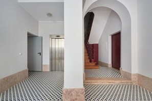 Exterior - Bright Apt W Balcony, Ac, Parking, By Timecooler (Lisbon)