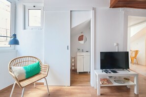 Apartment | Living room - Bairro Alto Nightlife Hub, By Timecooler (Lisbon)