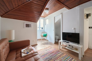 Apartment | Living room - Bairro Alto Nightlife Hub, By Timecooler (Lisbon)
