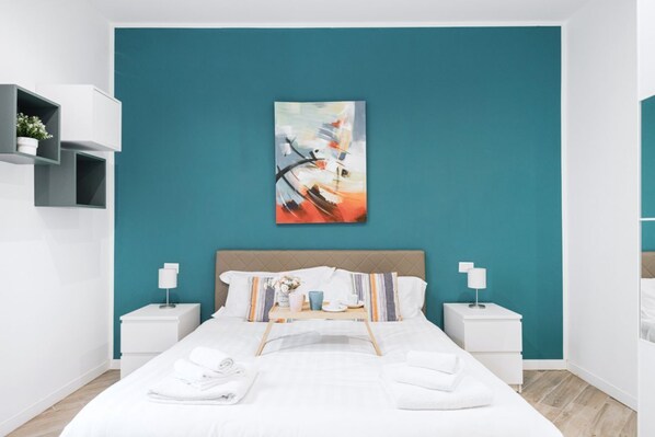 2 bedrooms, iron/ironing board, WiFi, bed sheets