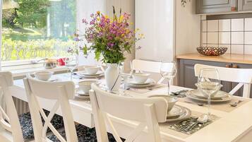 House | Dining