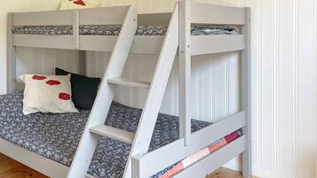 House | 2 bedrooms, individually furnished